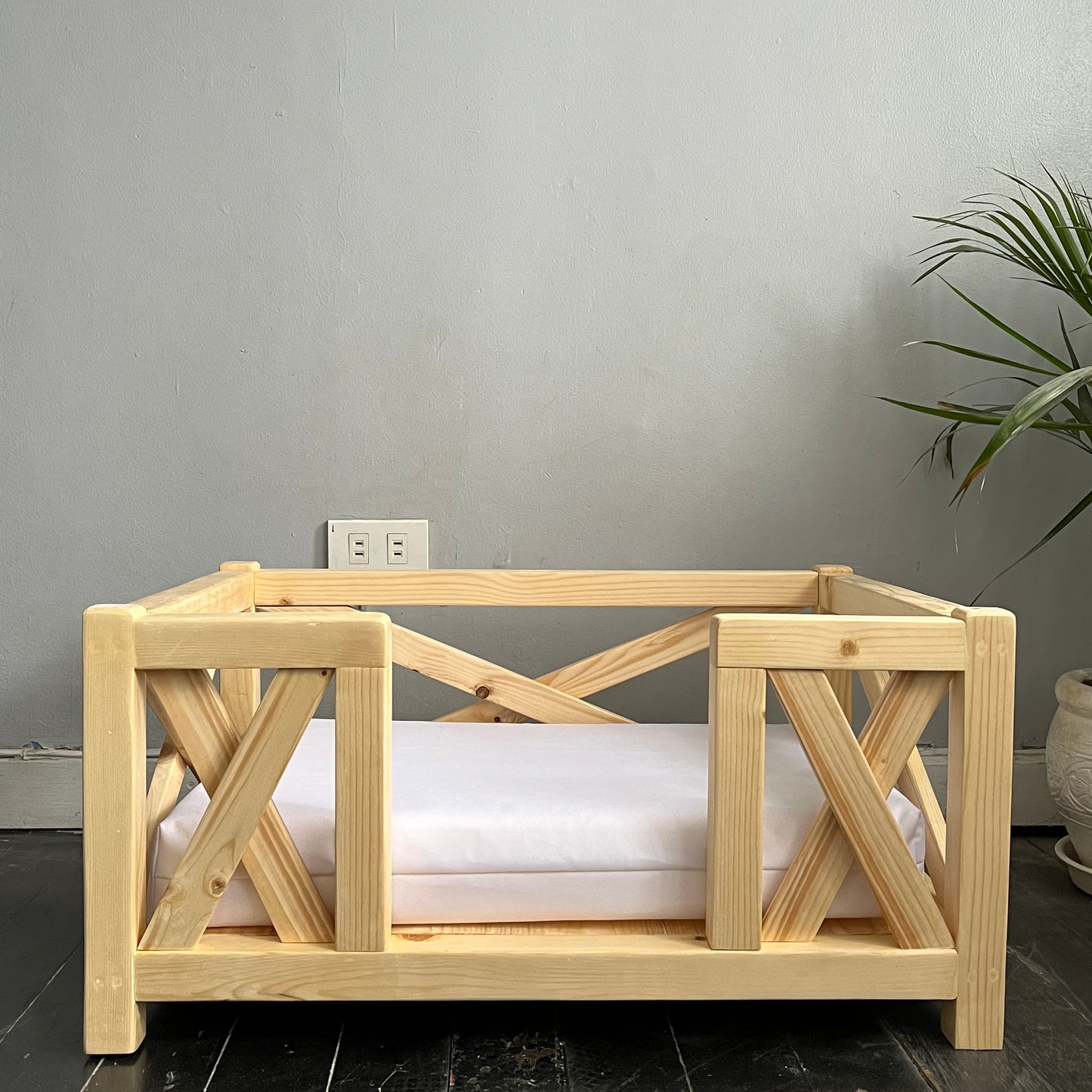 X Minimalist Pet Bed