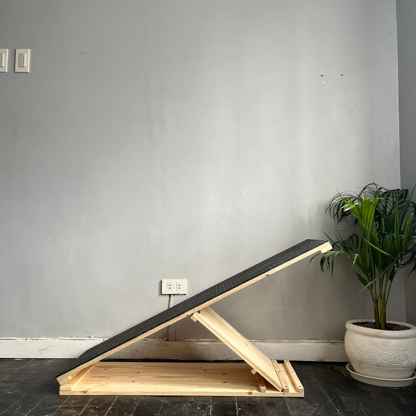 Wooden Adjustable & Foldable Ramp